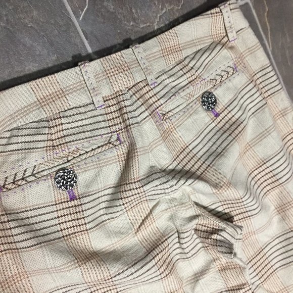 Talula Plaid Capris - Beige and Brown - Picture 3 of 5